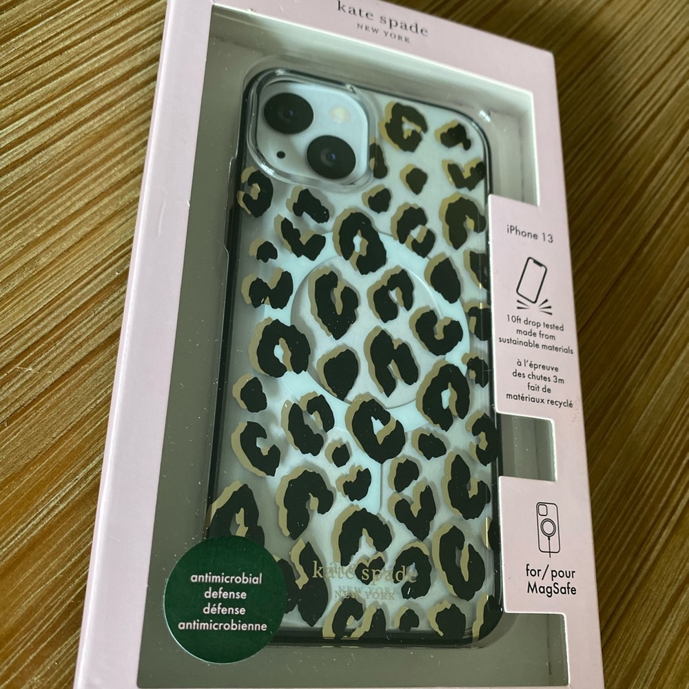 Kate Spade NY Apple iPhone 13 Protective Hardshell Case in Leopard NEW Phone
